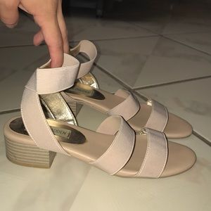 Strap sandal
